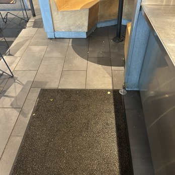 Chipotle Mexican Grill - Mexican Near Me - Hicksville, New York