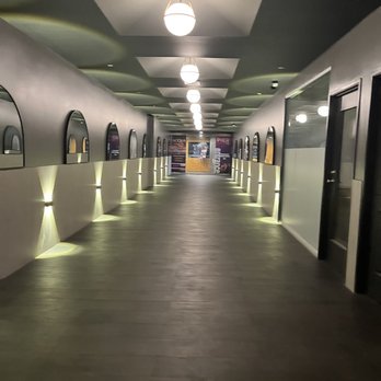 Pier 115 - The hall entering - Sports Bars Near Me - Edgewater, New Jersey