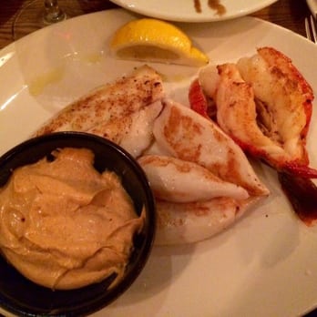 Kalypso - Leckere Fischplatte mit Cocktail-Dip - Greek Near Me - Munich, BY