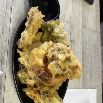 Ramen vs Pho - Vegetable Tempura - Vietnamese Near Me - Fresno, California Ramen vs Pho - Vegetable Tempura - Vietnamese Near Me - Fresno, California