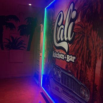 Cali Kitchen and Bar - Love the vibe in Cali's kitchen + bar - Cajun/Creole Near Me - Houston, Texas