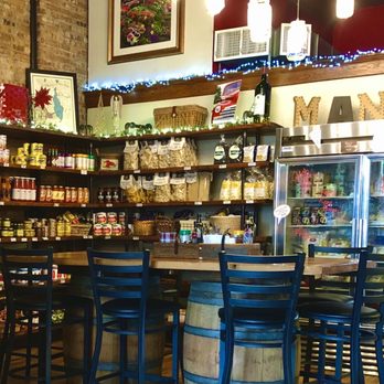 Bella Gusto - Great selection of gourmet specialties - Delis Near Me - Oconomowoc, Wisconsin