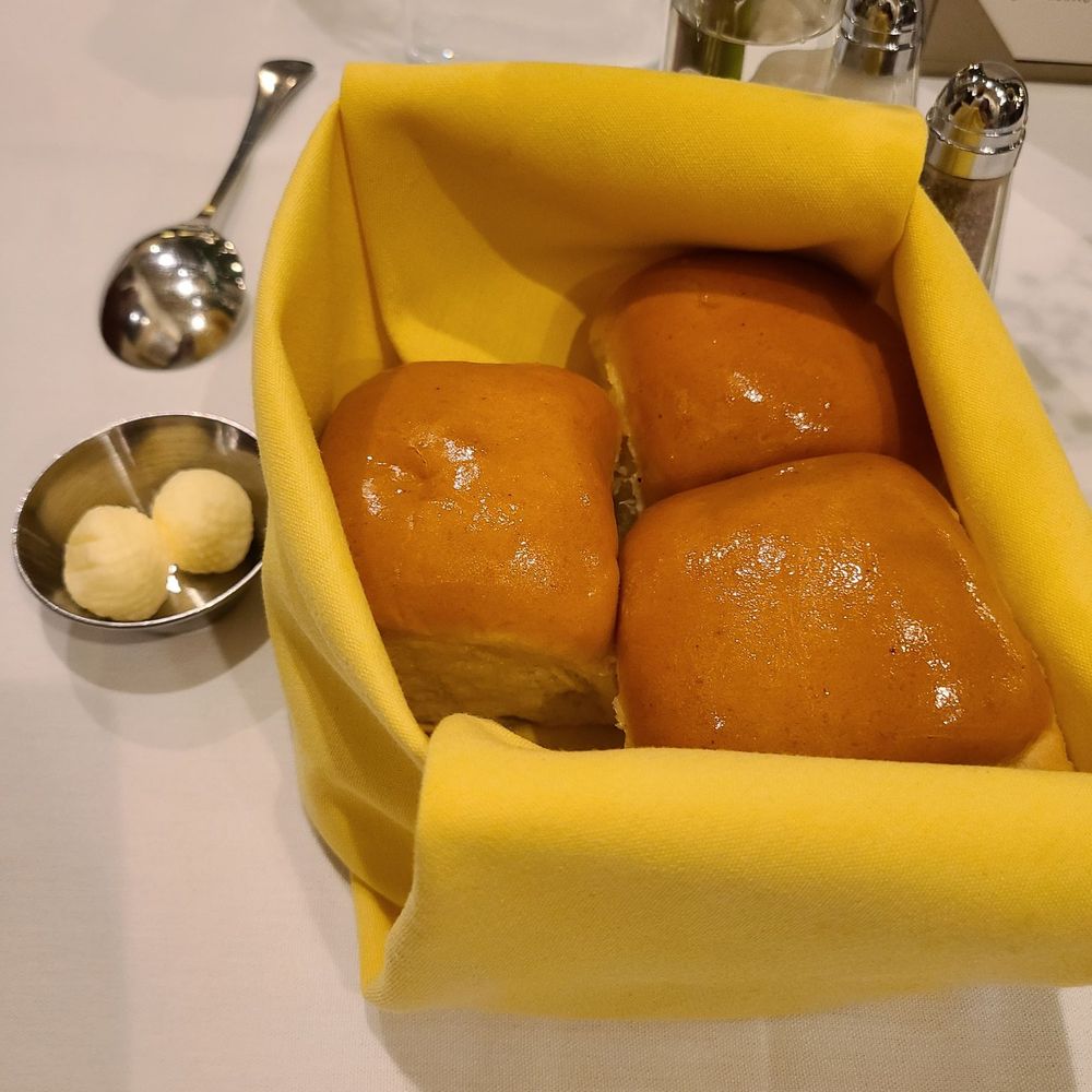 bread rolls