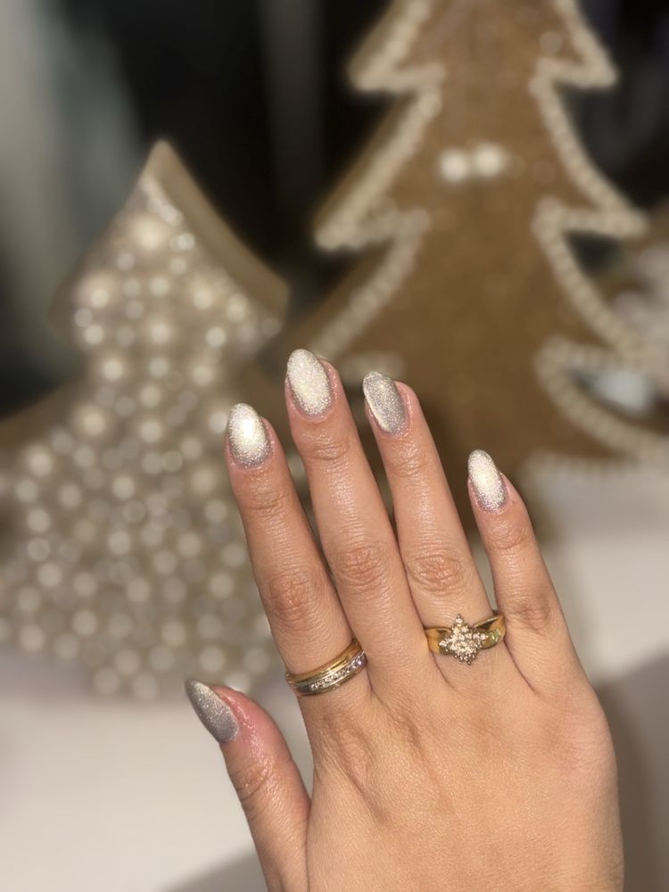 IGS Nails Logo