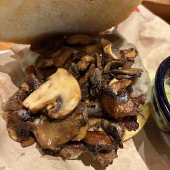 Chili's - Inside of the Mushroom Swiss Burger 5/16/2026 - American Near Me - Kapolei, Hawaii