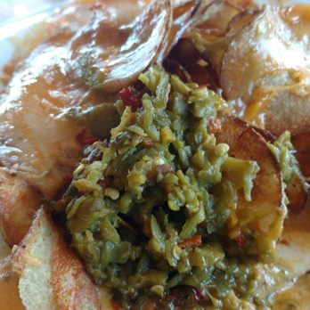 Yo Mama's Grill - House made chips, cheese and some of the best green Chile ever! - New American Near Me - Socorro, New Mexico