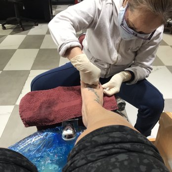 Sassy & Classy Nail Spa - Nail Salons Near Me - Alliance, Nebraska
