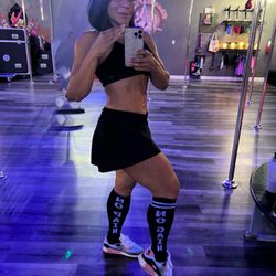 CHEEKY FITNESS Pole Dancing & Fitness Studio - Rebounding