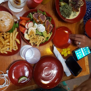 Maui Brewing - Brewpubs Near Me - Lahaina, Hawaii
