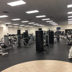 NAUTILUS SPORT & FITNESS CENTER