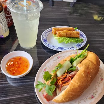 Frosty's Caffe - Vietnamese Near Me - Metairie, Louisiana