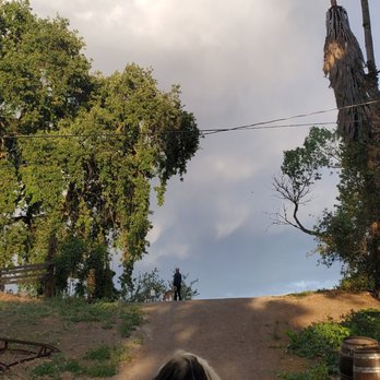 Heringer Estates - Wineries Near Me - Clarksburg, California