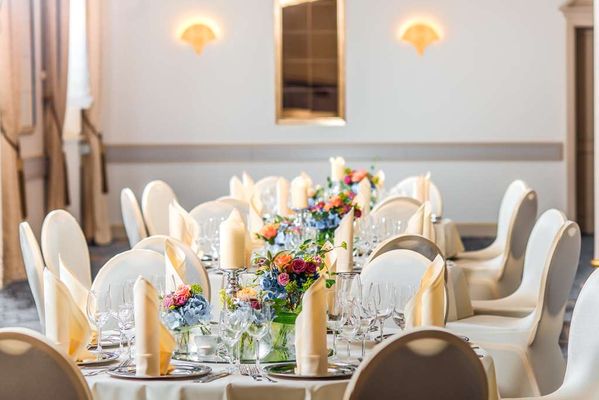 Hilton Dresden by null