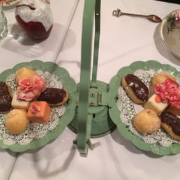 Petit Fours