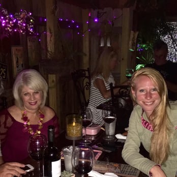 Le Patio - Perfect Dinner Setting! - French Near Me - Wilton Manors, Florida