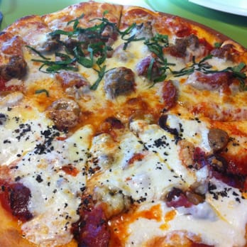 Flippers Pizza - 1/2 Carne Italian and 1/2 Vesuvio. DELICIOUS!! - Pizza Near Me - Orlando, Florida Flippers Pizza - 1/2 Carne Italian and 1/2 Vesuvio. DELICIOUS!! - Pizza Near Me - Orlando, Florida