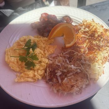 Cheff Che Cafe & Bar - Basic breakfast - Empanadas Near Me - San Jose, California