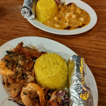 Jarocho South - Shrimp cucaracha and fish with cream sauce - Seafood Near Me - Kansas City, Missouri Jarocho South - Shrimp cucaracha and fish with cream sauce - Seafood Near Me - Kansas City, Missouri