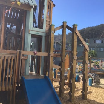 Pedro Point Playground - Playgrounds Near Me - Pacifica, California