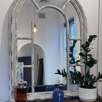 Studio Frank - front desk - Hair Stylists Near Me - Washington, DC, District of Columbia Studio Frank - front desk - Hair Stylists Near Me - Washington, DC, District of Columbia
