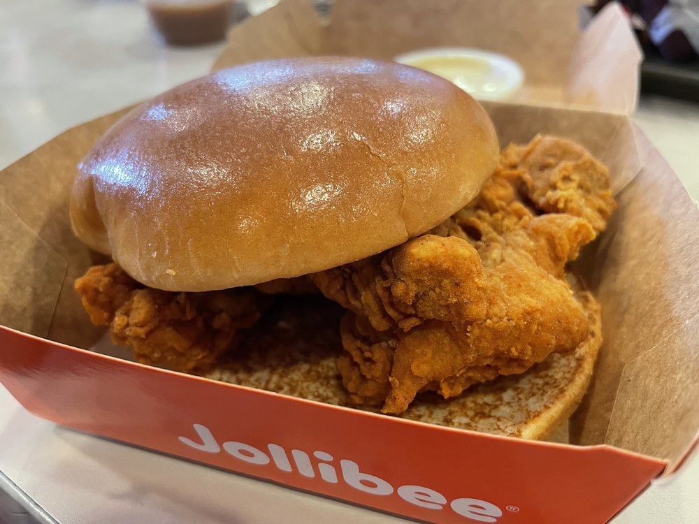 JOLLIBEE 1770 Rizal Ave, Olongapo, Zambales, Philippines Fast Food