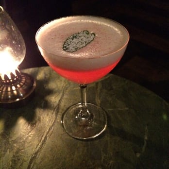 The Devil's Acre - Clover leaf - Cocktail Bars Near Me - San Francisco, California