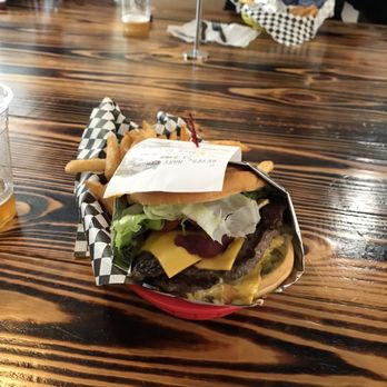 Auggie's Draft Room - Bacon cheeseburger ( delicious) - Sports Bars Near Me - Saint Augustine, Florida