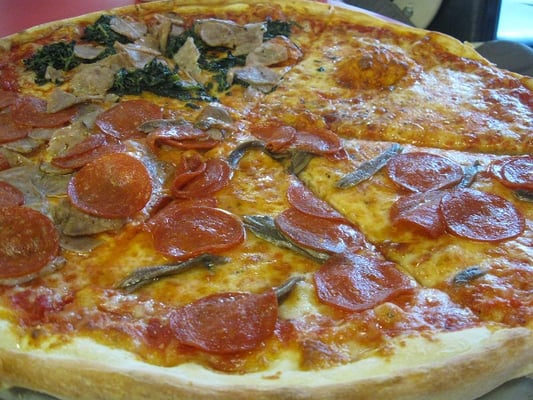 Labella's Pizzeria by null