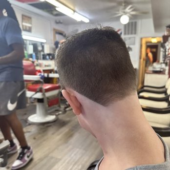 Joe's Barber Shop - Barbers Near Me - Tomball, Texas Joe's Barber Shop - Barbers Near Me - Tomball, Texas