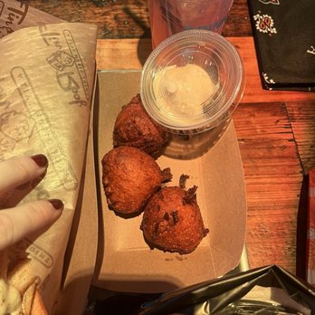 Tin Roof - Hush Puppies (3) - Music Venues Near Me - Chicago, Illinois Tin Roof - Hush Puppies (3) - Music Venues Near Me - Chicago, Illinois