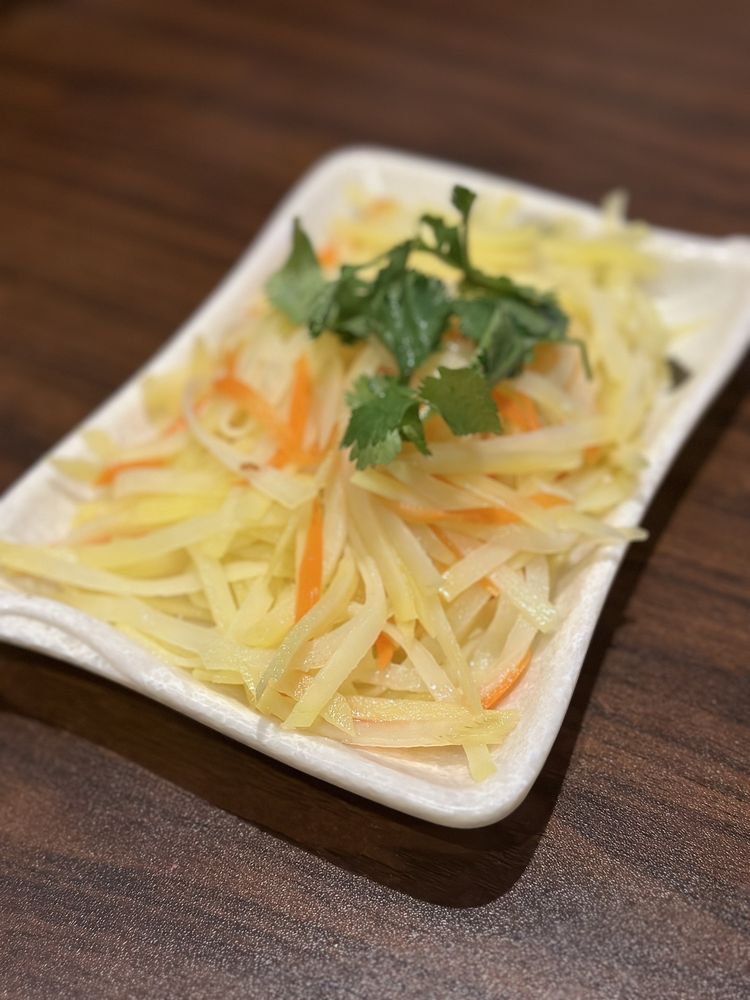 JULIE’S NOODLES Updated October 2024 1058 Photos & 717 Reviews