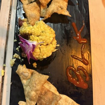 BLK Earth Sea Spirits - Tuna tower (it fell over) - Seafood Near Me - Huntington Beach, California BLK Earth Sea Spirits - Tuna tower (it fell over) - Seafood Near Me - Huntington Beach, California