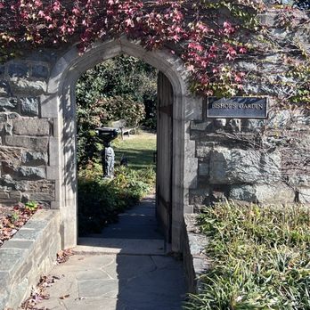 Bishop's Garden - Botanical Gardens Near Me - Washington, DC, District of Columbia