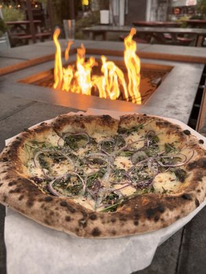 Pyro Pizza by null