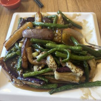 Dumpling and Noodle House - Eggplant w.Gralic Sauce-鱼香茄子 - Noodles Near Me - Concord, California