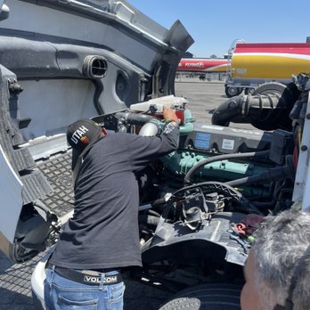 Daluvi Logistics Services - Diagnosing air in the fuel system - Commercial Truck Repair Near Me Daluvi Logistics Services - Diagnosing air in the fuel system - Commercial Truck Repair Near Me