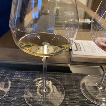 Shadowbox Cellars - Chardonnay - Wine Tasting Room Near Me - Napa, California