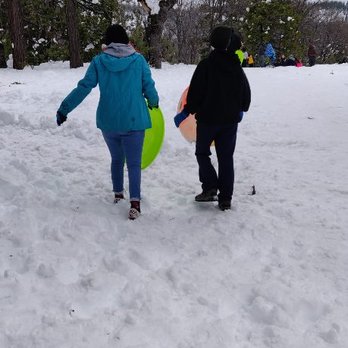 Nyack Snow Park - Sledding Near Me - Emigrant Gap, California