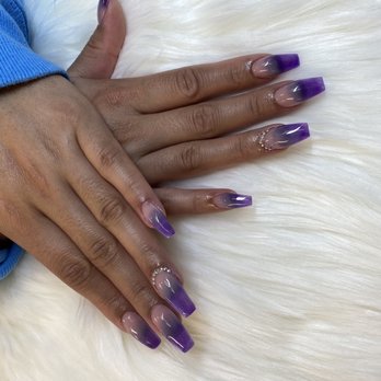 Spa Day - Ombré nails by Ethan - Hair Salons Near Me - San Bruno, California Spa Day - Ombré nails by Ethan - Hair Salons Near Me - San Bruno, California