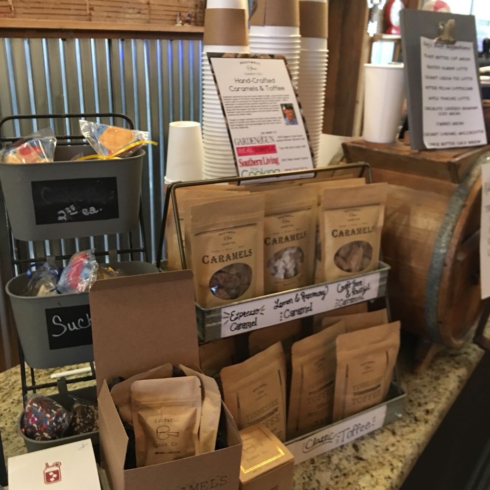 Sissy's - A Sweet Shoppe - Coffee & Tea Near Me - Metropolis, Illinois