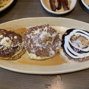 Snooze, an A.M. Eatery - Pancake flight - Breakfast & Brunch Near Me - Houston, Texas