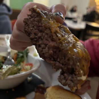 THE OVER/UNDER BAR & GRILL - Updated June 2025 - 226 Photos & 407 ...