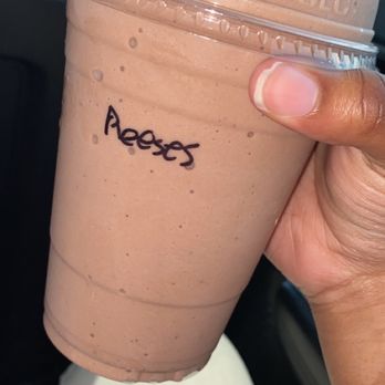 Chatta Nutrition - Classic Reese's pb cup - Juice Bars & Smoothies Near Me - Hixson, Tennessee