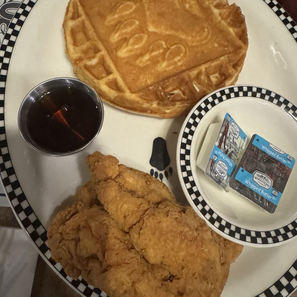 Black Bear Diner Sparks - Chicken and waffles - American Near Me - Sparks, Nevada Black Bear Diner Sparks - Chicken and waffles - American Near Me - Sparks, Nevada