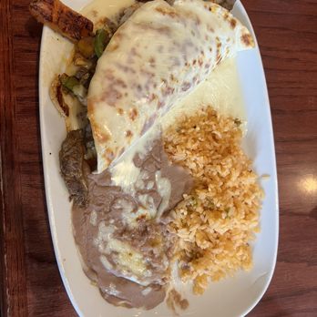El Mezon - Mexican Near Me - O'Fallon, Missouri