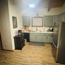 Lake Davis Resort - Cabins & Motels - Doe Cabin