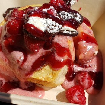Cinnaholic - Boardwalk cinnamon roll - Bakeries Near Me - Wilmington, North Carolina Cinnaholic - Boardwalk cinnamon roll - Bakeries Near Me - Wilmington, North Carolina