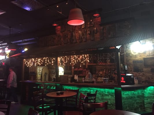 Dixie Roadhouse by null