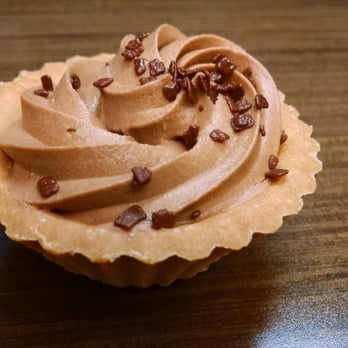 la Madeleine - Chocolate strawberry tart. - Bakeries Near Me - Austin, Texas