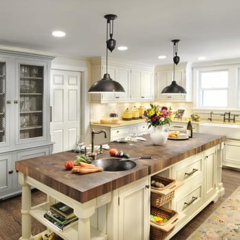 Cabinet Factory Outlet - Custom Kitchens - Solid Wood Cabinets - Kitchen & Bath Near Me - Ocala, Florida